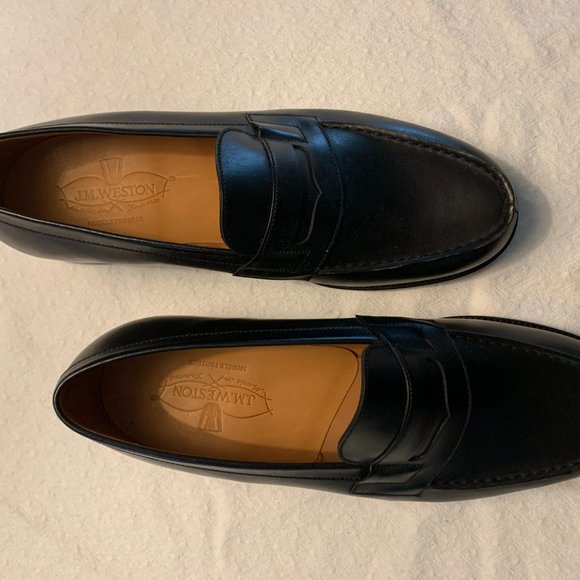 J.M. Weston men's size 8 mocassin - Picture 4 of 12